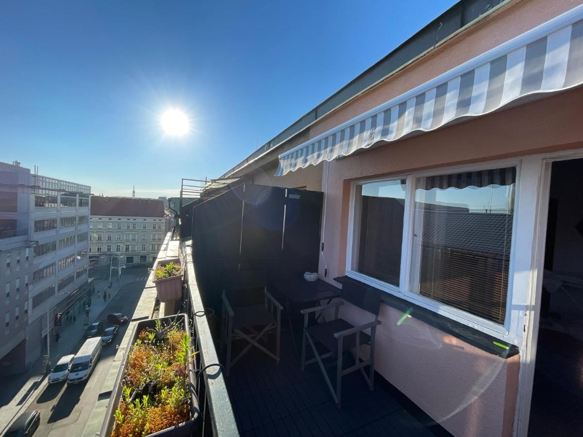 Andel Studio With Terrace Praga Exterior foto